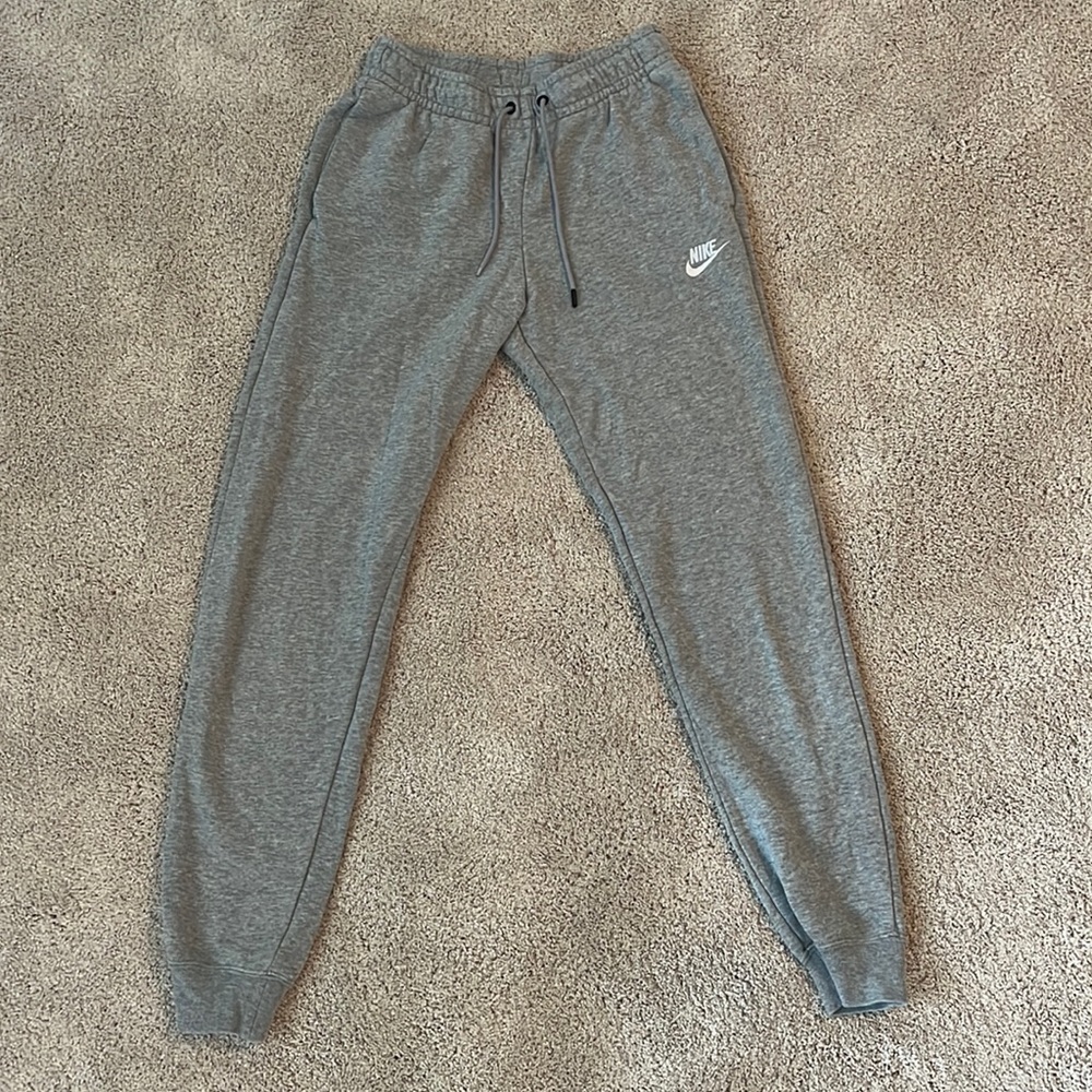 nike grey sweatpants